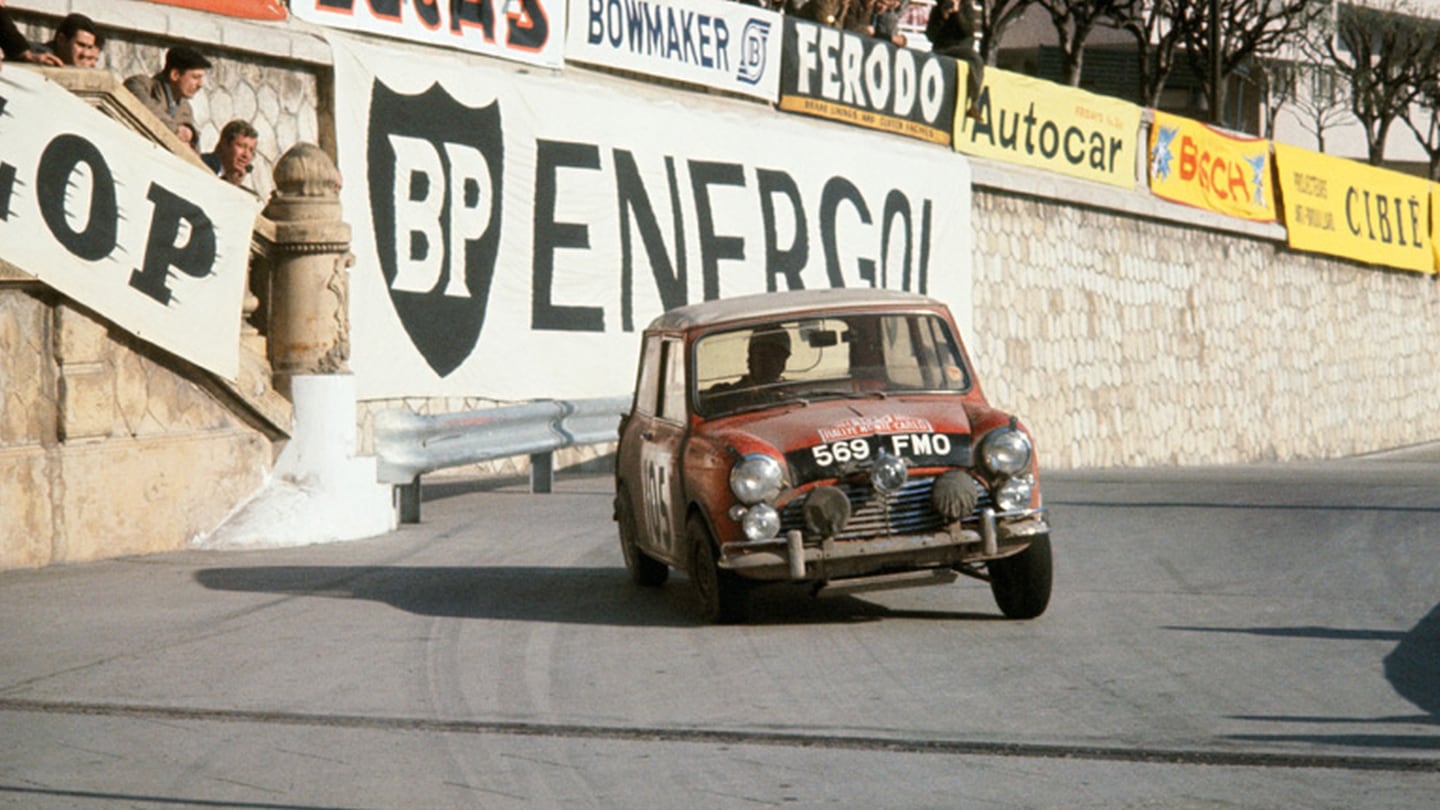 bmw-m-about-people-15-16x9